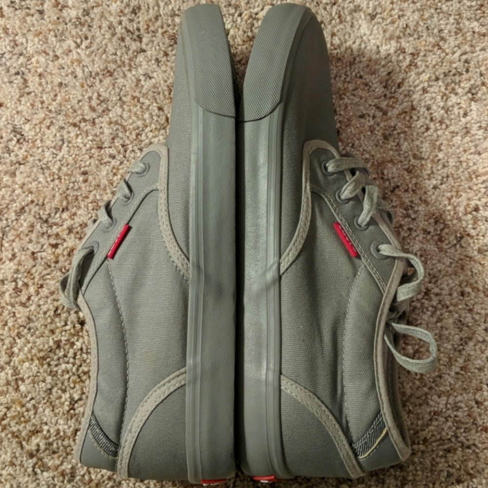 Levi's Comfort Tech Shoes - Picture 3 of 8
